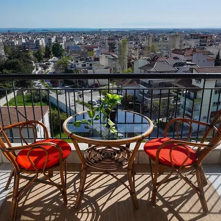 Westside Apartment, 2 Bdrms, Vesta Philoxenia Apartament *