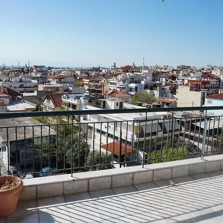 Westside Apartment, 2 Bdrms, Vesta Philoxenia Apartament