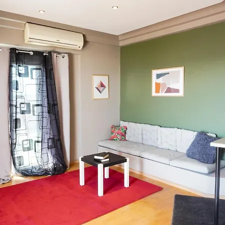 Westside Apartment, 2 Bdrms, Vesta Philoxenia Apartament *
